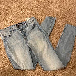 High rise, light wash, skinny jeans